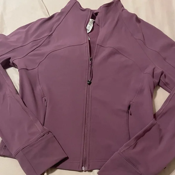 Lululemon Cropped Define Jacket - Picture 2 of 8